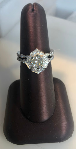 Jeweler «The Gem Jewelry Repair & Sales», reviews and photos, 4707 Jonestown Rd, Harrisburg, PA 17109, USA