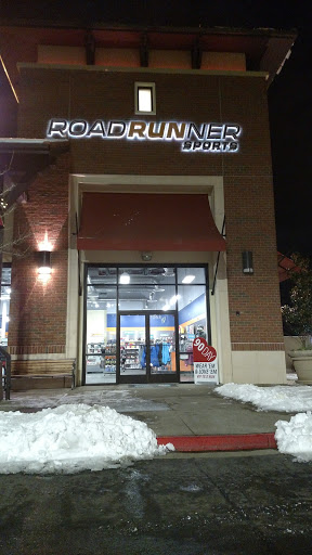 Sporting Goods Store «Road Runner Sports», reviews and photos, 7063 SW Nyberg St, Tualatin, OR 97062, USA