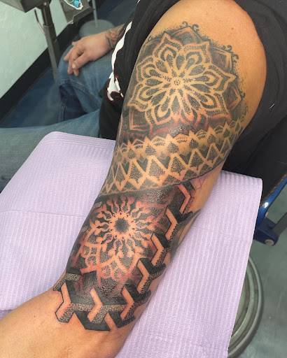 Explore tattoo ideas for loved ones that passed away, creative tattoo ideas in Sioux City, available at Addictive Tattoo-Piercing