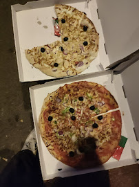 Plats et boissons du Pizzeria Delizia Pizz' à Mons-en-Barœul - n°12