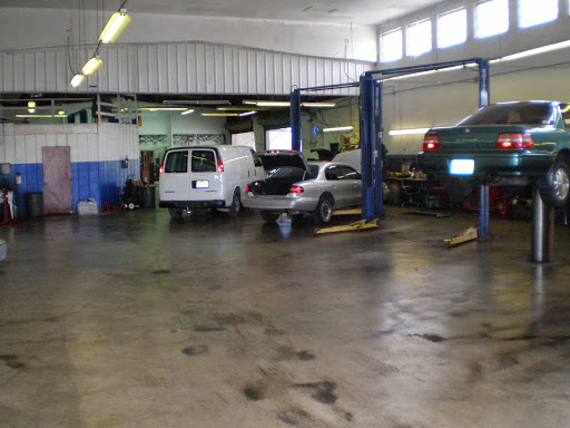 Auto Repair Shop «Arctic Auto Center», reviews and photos, 3700 W Broward Blvd, Fort Lauderdale, FL 33312, USA