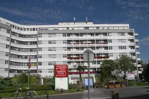 Ambroise Paré Hospital image