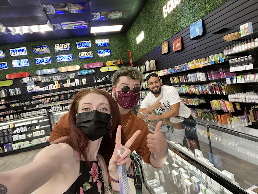 Tobacco Shop «Orlando Smoke Shop Fun Spot», reviews and photos, 5531 International Dr, Orlando, FL 32819, USA