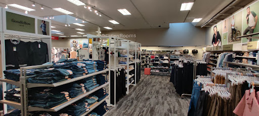 Department Store «Target», reviews and photos, 975 Co Rd E East, Vadnais Heights, MN 55127, USA