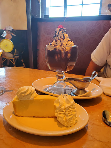 Restaurant «The Cheesecake Factory», reviews and photos, 1771 Arden Way, Sacramento, CA 95815, USA