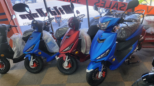 Motor Scooter Dealer «Wild Hogs Scooters & Motorsports Winter Park», reviews and photos, 1932 W Fairbanks Ave, Winter Park, FL 32789, USA
