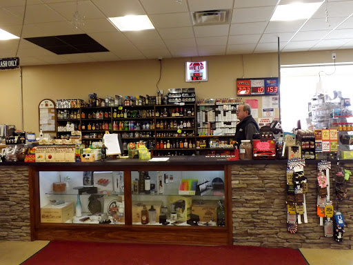 Liquor Store «Batesville Liquor Store Inc», reviews and photos, Batesville Shopping Village, Batesville, IN 47006, USA