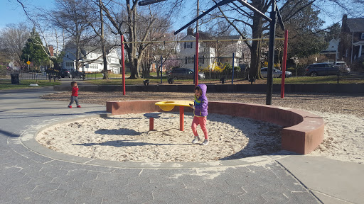 Playground «Lyon Village Park», reviews and photos, 1800 N Highland St, Arlington, VA 22201, USA