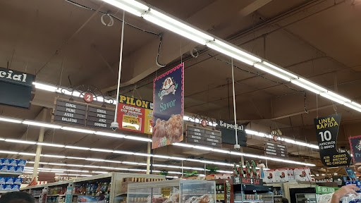 Grocery Store «Northgate Gonzalez Markets», reviews and photos, 3930 W Rosecrans Ave, Hawthorne, CA 90250, USA