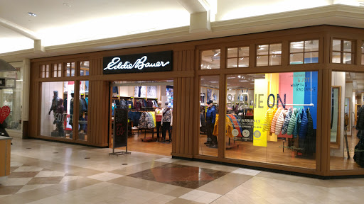 Shopping Mall «Oakdale Mall», reviews and photos, Harry L Dr #601-635, Johnson City, NY 13790, USA