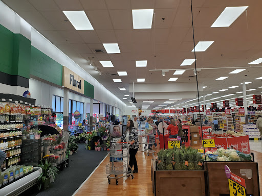 Grocery Store «Winn-Dixie», reviews and photos, 701 E Main St, Prattville, AL 36067, USA