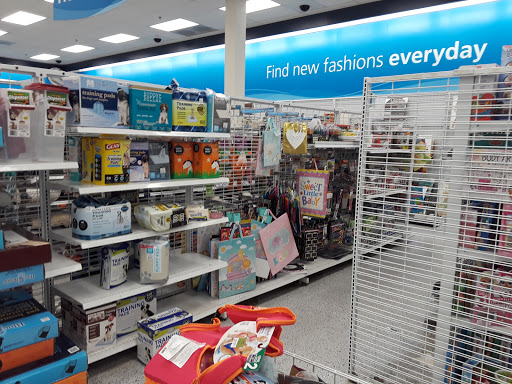 Clothing Store «Ross Dress for Less», reviews and photos, 4240 Kearny Mesa Rd, San Diego, CA 92111, USA