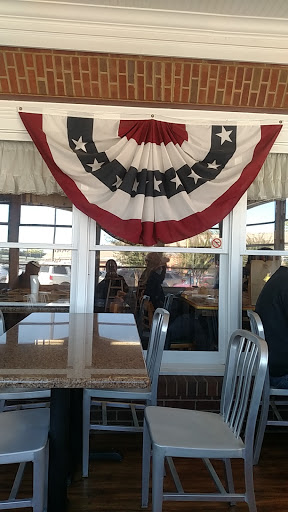 Italian Restaurant «E. 48th Street Market», reviews and photos, 2462 Jett Ferry Rd, Dunwoody, GA 30338, USA