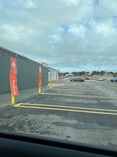 Discount Store «Walmart», reviews and photos, 510 Kitty Hawk Rd, Universal City, TX 78148, USA