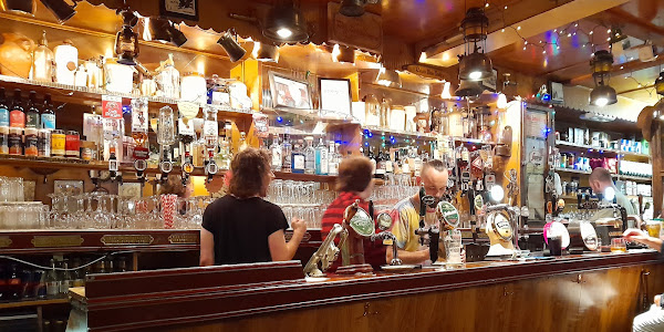 Ma' Murphys Bar