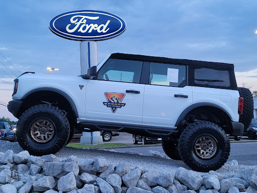Ford Dealer «Hub City Ford», reviews and photos