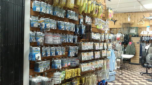 Gun Shop «Camp-Site Sport Shop Inc», reviews and photos, 1877 New York Ave, Huntington Station, NY 11746, USA