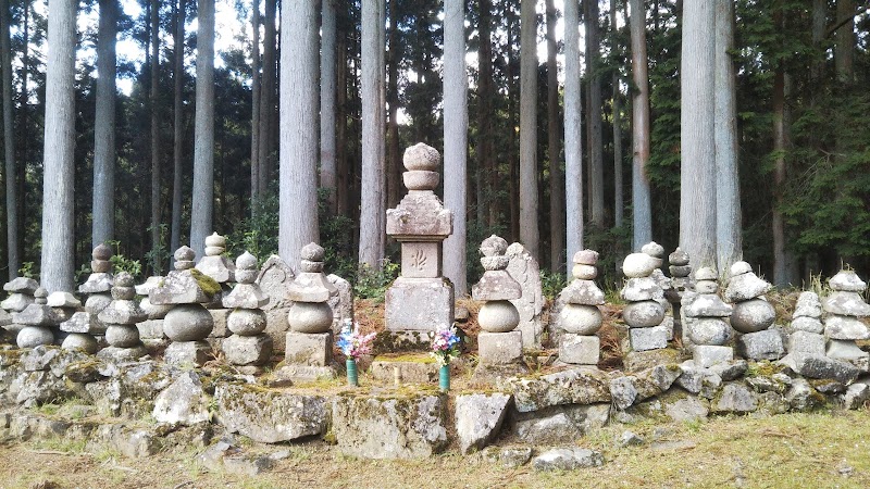 諸木野弥三郎の墓