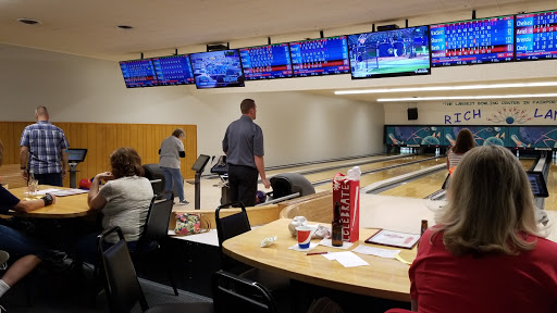Bowling Alley «Rich Lanes», reviews and photos, 637 High St, Fairport Harbor, OH 44077, USA