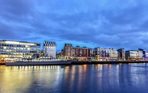 IFSC Dublin City Apartments image