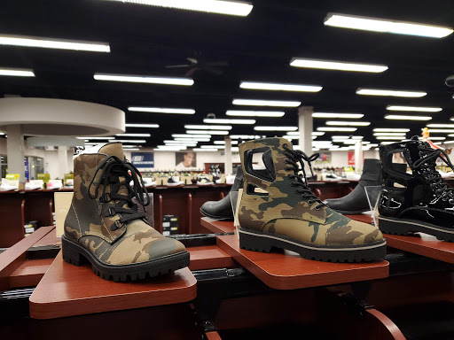 Shopping Mall «Lakeview Square Mall», reviews and photos, 5775 Beckley Rd, Battle Creek, MI 49015, USA