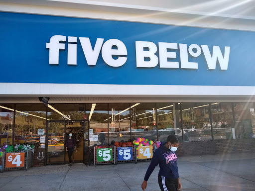 Shopping Mall «Crossroads Shopping Center», reviews and photos, 409 Tarrytown Rd, White Plains, NY 10607, USA