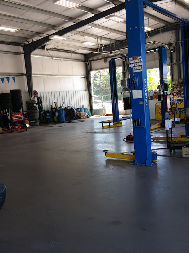 Tire Shop «Shelby Tire LLC», reviews and photos, 2581 Anton Rd, Madisonville, KY 42431, USA