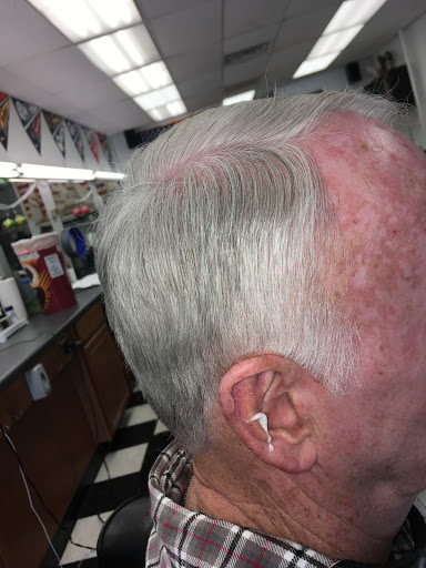 Barber Shop «Shore Drive Barber Shop», reviews and photos, 3049 Shore Dr, Virginia Beach, VA 23451, USA