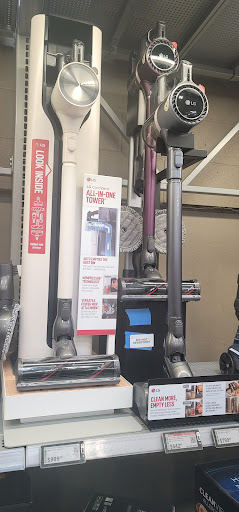 Electronics Store «Best Buy», reviews and photos, 457 120th Ave NE, Bellevue, WA 98005, USA