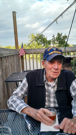 Night Club «The Waterfront Tavern 