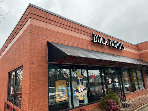 Duck Donuts, 100 Wrenn Dr #101, Cary, NC 27511, USA, 