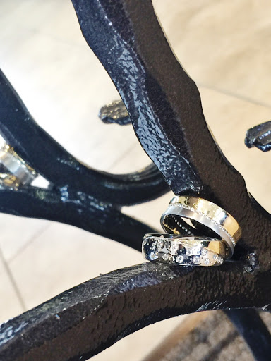 Jewelry Store «Sawyer Jewelers», reviews and photos, 134 N Leroy St #1, Fenton, MI 48430, USA