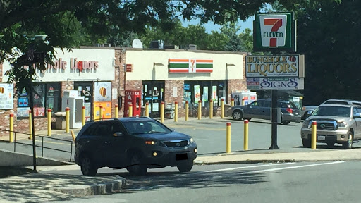 Liquor Store «Bunghole Liquors», reviews and photos, 79 Lowell St, Peabody, MA 01960, USA