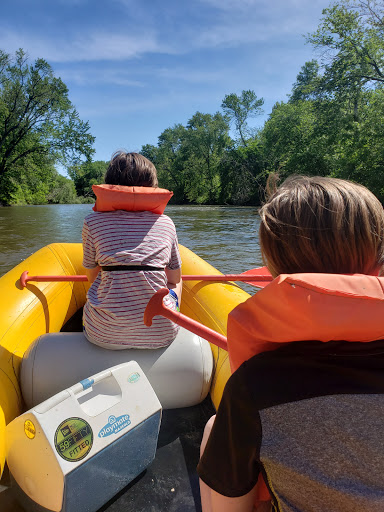 Canoe & Kayak Store «Cannon Falls Canoe and Bike Rental», reviews and photos, 615 N 5th St, Cannon Falls, MN 55009, USA