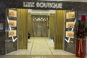Lux Boutique image