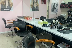 Jessie's Hair & Beauty Salon image