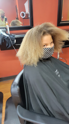 Hair Salon «Natural Tresses Salon & Spa», reviews and photos, 6862 Forest City Rd, Orlando, FL 32810, USA