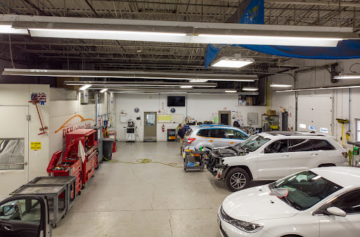 Auto Body Shop «D&H Collision Center», reviews and photos, 1783 Elmwood Ave, Warwick, RI 02888, USA