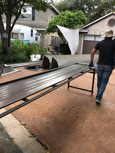 Roofing Contractor «Quality Roofing», reviews and photos, 8222 N Lamar Blvd E-43, Austin, TX 78753, USA