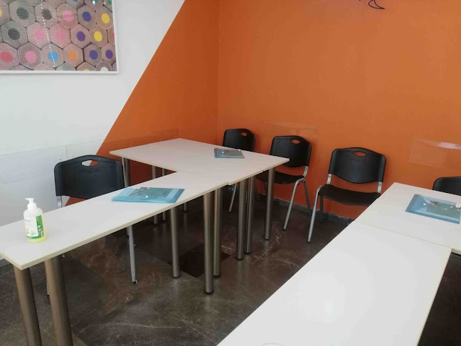 Φροντιστήριο Βαρελά Μέσης Εκπαίδευσης - Σχολείο