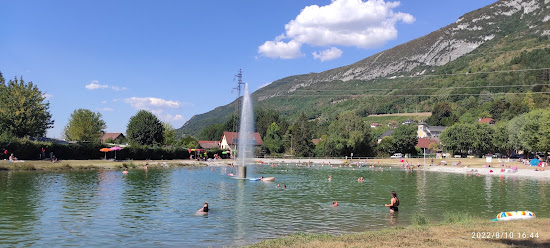 Plan d'eau de Serrieres-en-Chautagne Beach