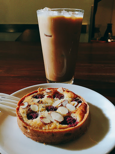 Coffee Shop «Intelligentsia Coffee Millennium Park Coffeebar», reviews and photos, 53 E Randolph St, Chicago, IL 60601, USA