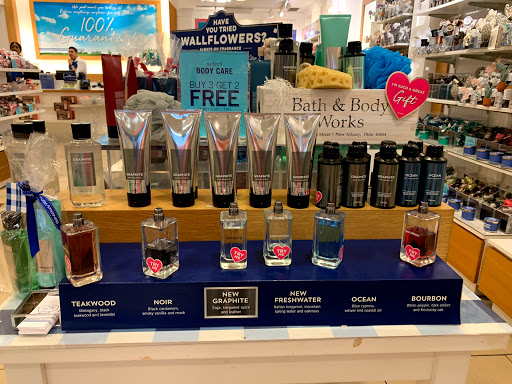 Beauty Supply Store «Bath & Body Works», reviews and photos, 2024 S University Dr, Davie, FL 33324, USA