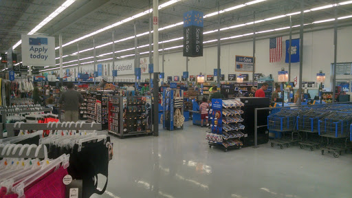 Discount Store «Walmart», reviews and photos, 900 Boston Post Rd, Guilford, CT 06437, USA