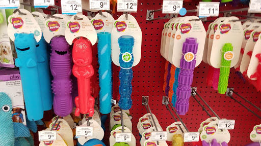 Pet Supply Store «Petco Animal Supplies», reviews and photos, 2575 Fairview Ave N, Roseville, MN 55113, USA