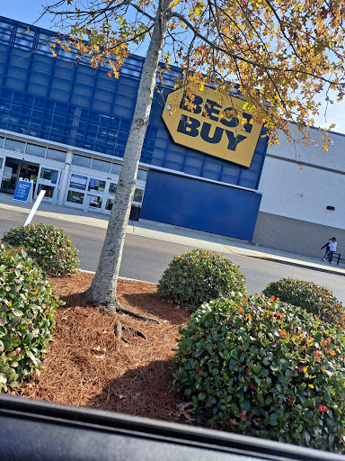 Electronics Store «Best Buy», reviews and photos, 200 Town Center Pkwy, Slidell, LA 70458, USA