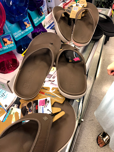 Sporting Goods Store «Big 5 Sporting Goods», reviews and photos, 17390 Colima Rd, Rowland Heights, CA 91748, USA