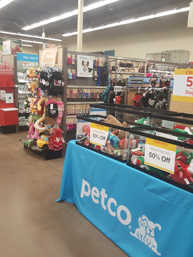 Pet Supply Store «Petco Animal Supplies», reviews and photos, 2210 N Eagle Rd, Meridian, ID 83646, USA