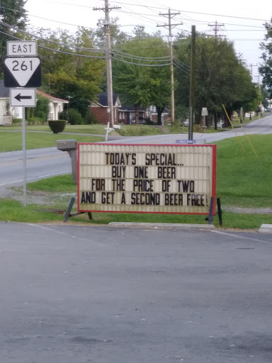 Beer Store «Smoke Shop Inc», reviews and photos, 711 Scottsville Rd, Lafayette, TN 37083, USA