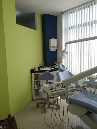 Dentopolys Clinica Odontologica - Quito